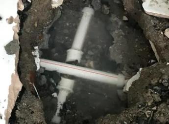万秀阳台漏水维修公司为您分享楼上楼下漏水怎么处理